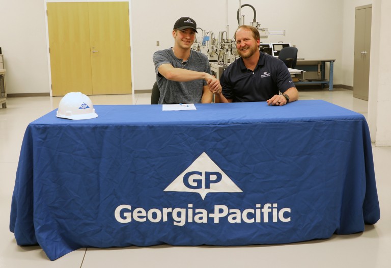 CCTC STUDENT ACCEPTS SUMMER INTERNSHIP AT GEORGIA-PACIFIC image